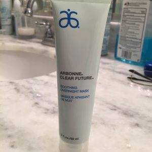 NWT Arbonne clear future soothing overnight mask